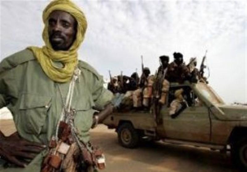 مخالفت یک گروه سودانی با درخواست حفتر، کناره گیری المهدی از تمام مناصب