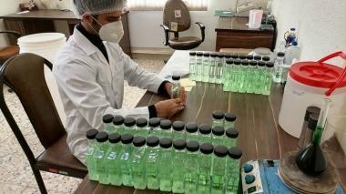 فراوری مواد ضدعفونی کننده و ماسک بهداشتی در پارک علم و فناوری گیلان