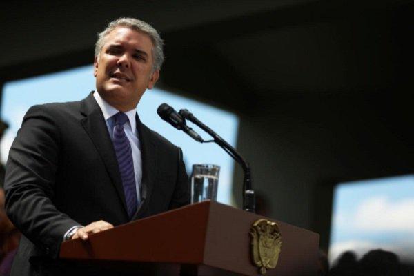 رئیس جمهور کلمبیا تسلیم اعتراضات مردمی در این کشور شد