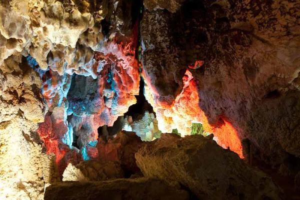 آشنایی با غار چال نخجیر ، دلیجان Chal Nakhjir Cave